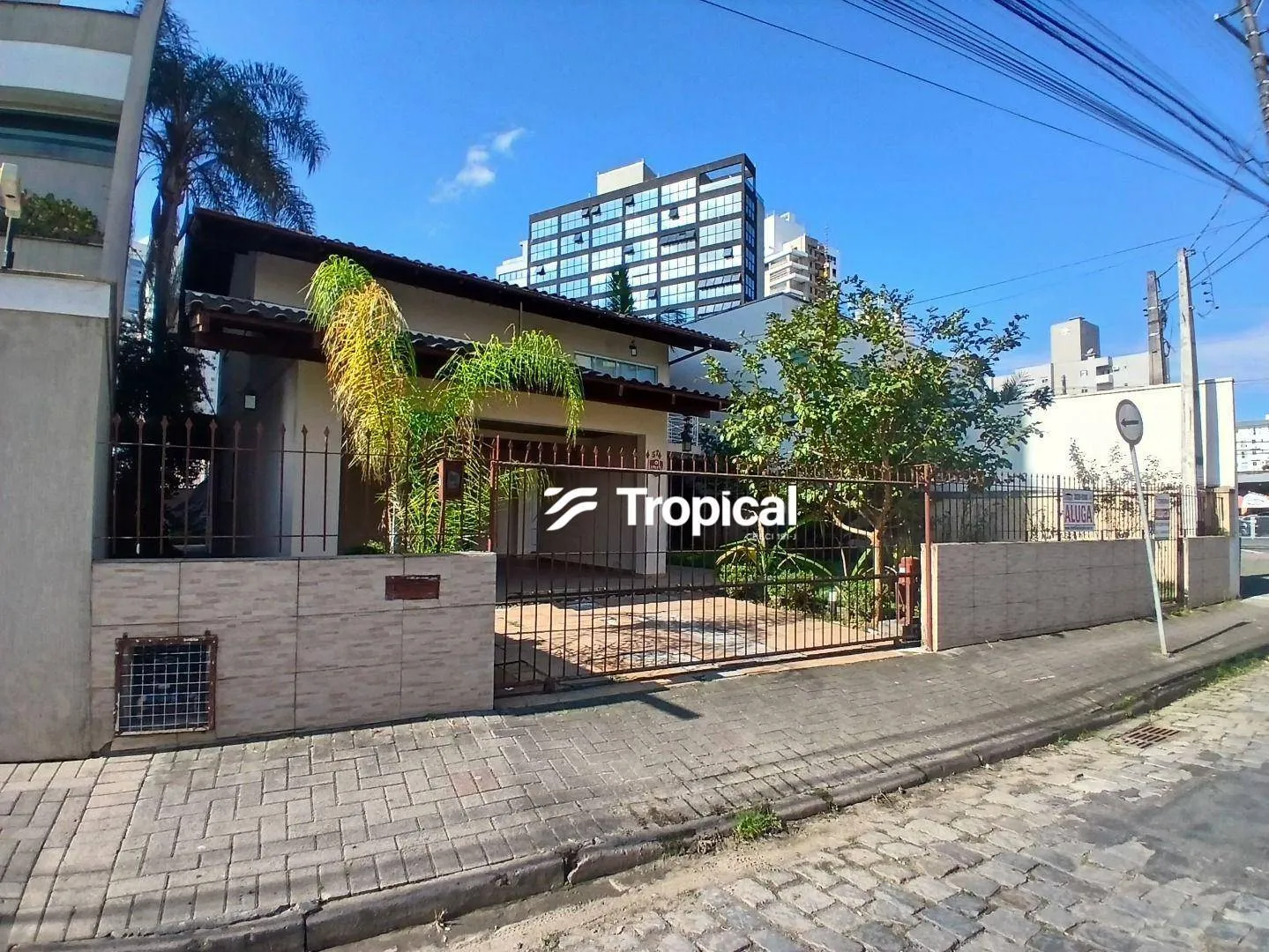 Casa com 3 dormitórios para alugar, 186 m por R$ 7.120,00/mês - Vila Nova - Blumenau/SC — foto 2