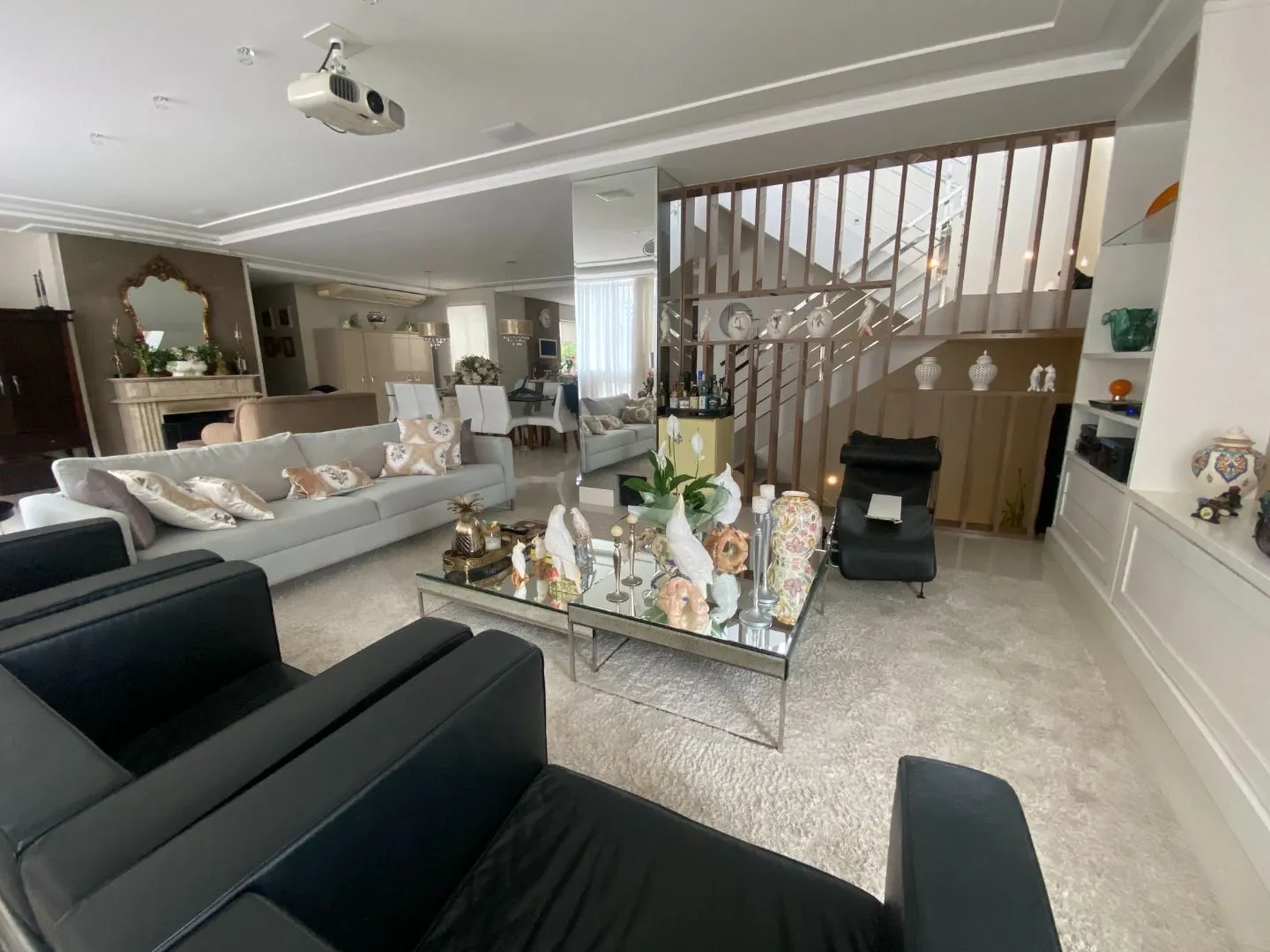 Apartamento Triplex com 4 dormitórios, 941 m - venda por R$ 6.500.000,00 ou aluguel por R$ 27.000,00/mês - Centro (Blumenau) - Blumenau/SC - foto 1