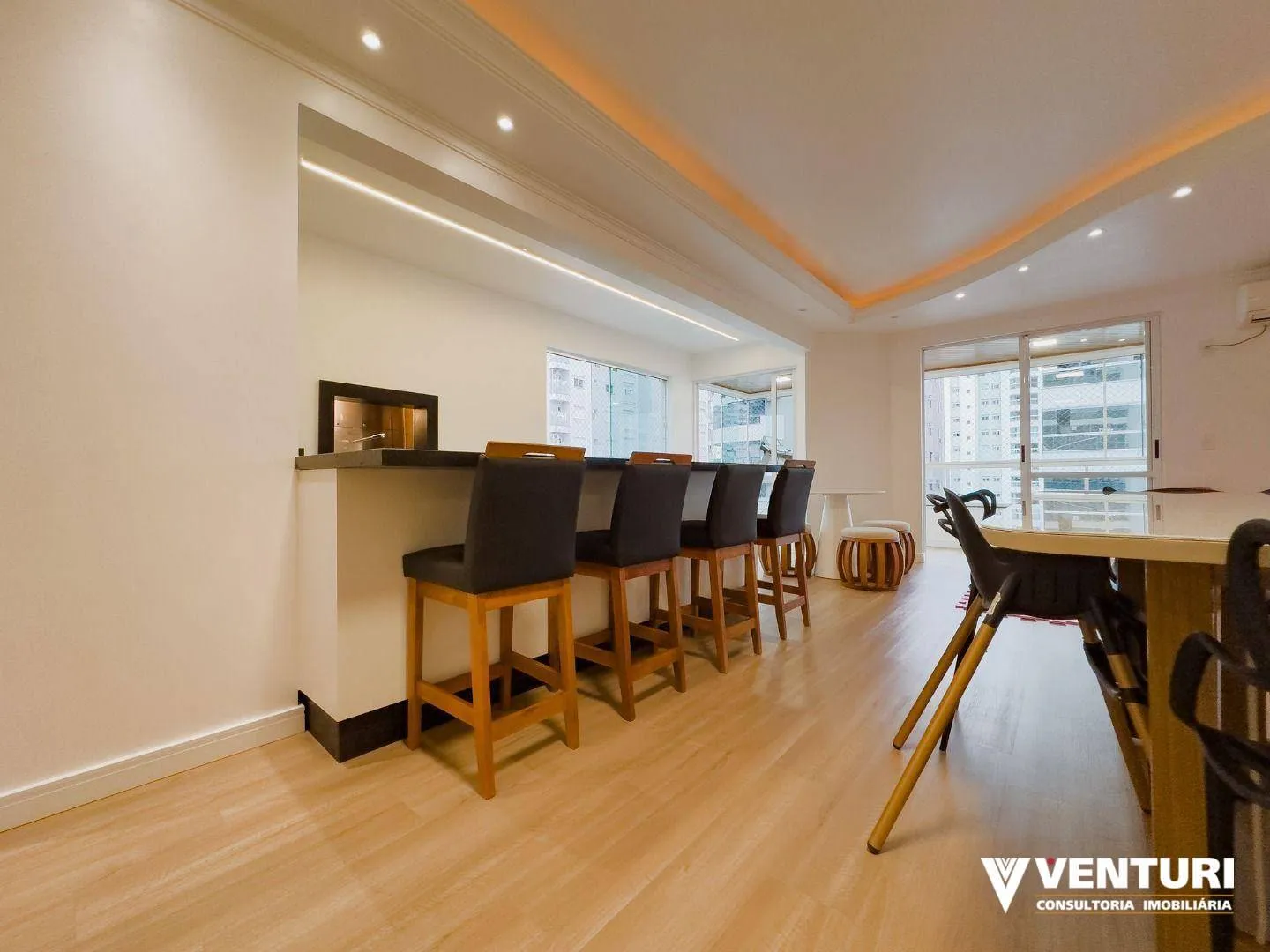 Apartamento com 3 dormitórios à venda, 168 m por R$ 1.300.000,00 - Victor Konder - Blumenau/SC - foto 1