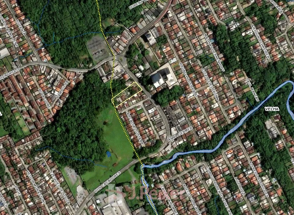 GRANDE OPORTUNIDADE PARA INVESTIMENTO - TERRENO COM 2,800 m NA RUA DOS CAÇADORES — foto 2