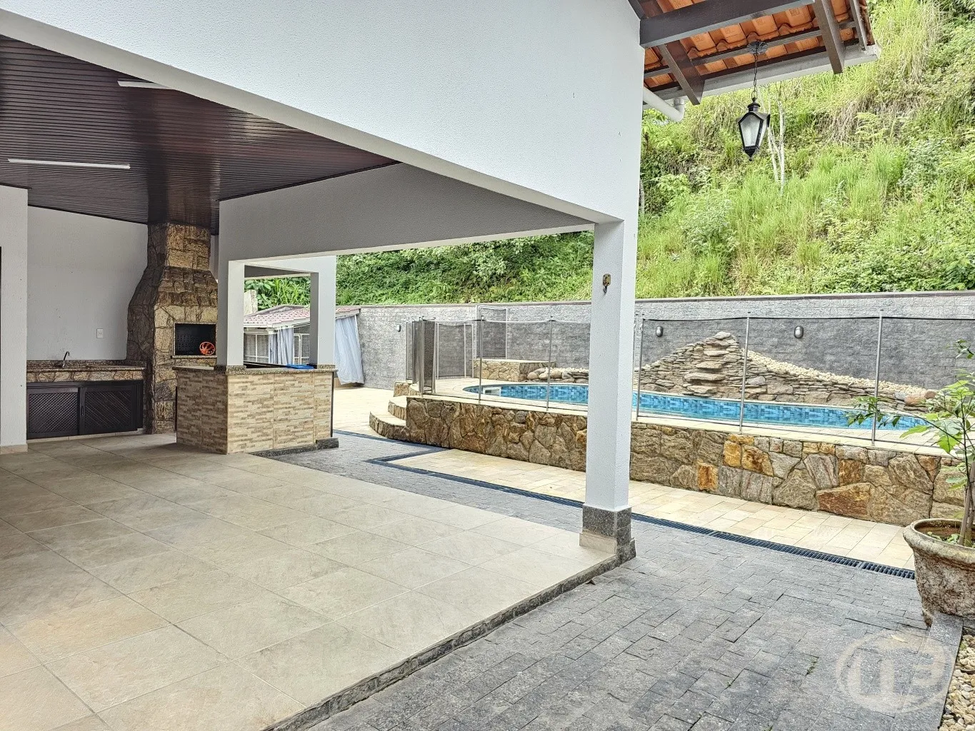 LINDA CASA BAIRRO GARCIA — foto 5