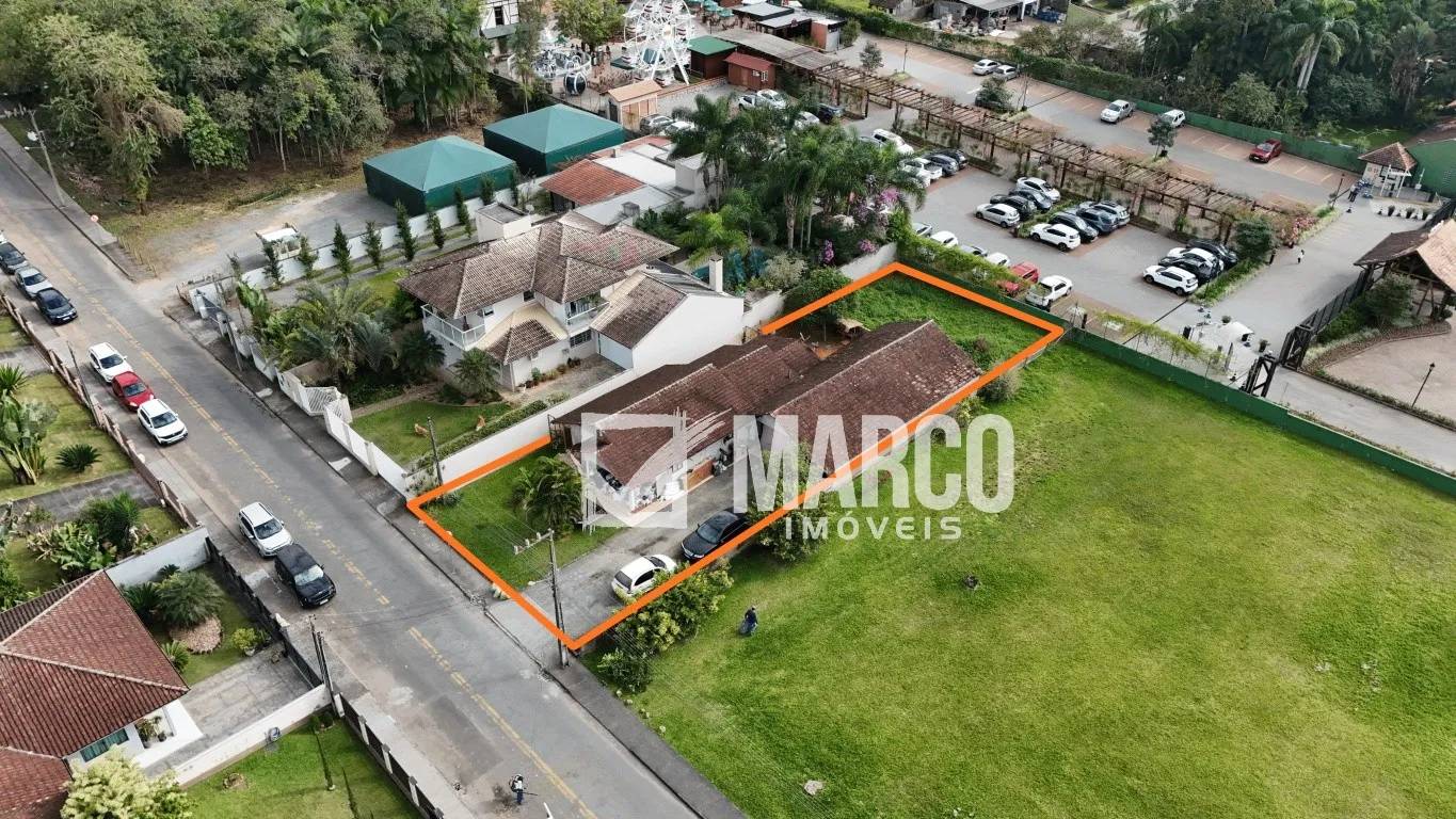 Terreno plano bem localizado no centro de Pomerode — foto 2