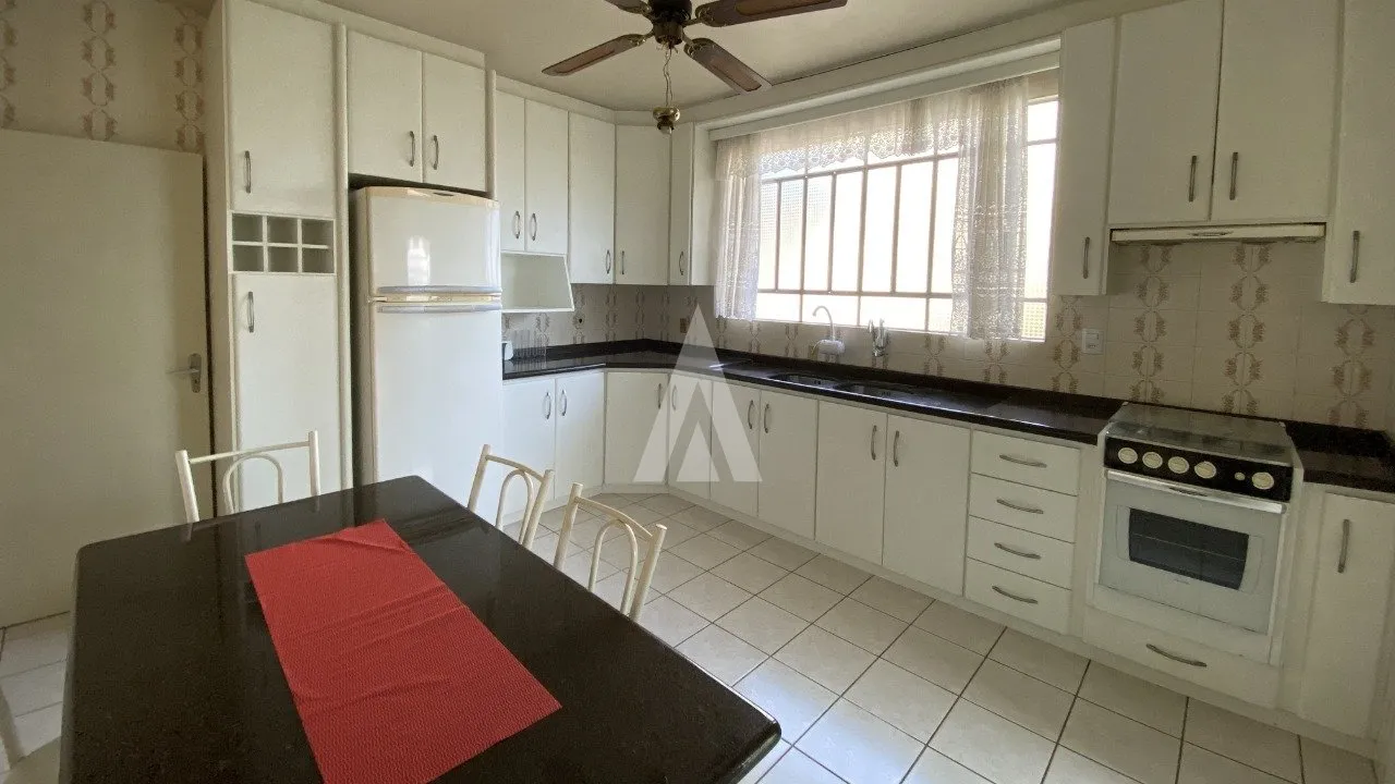 Casa com 3 quartos à venda no bairro Saguaçu em Joinville-SC por R$885.000,00. — foto 6