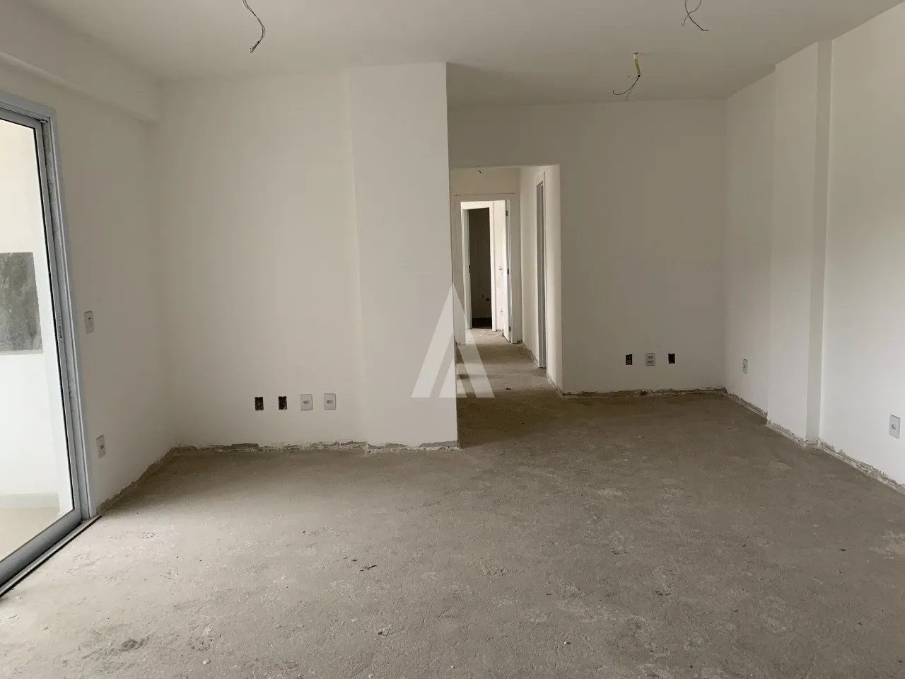 Apartamento com 1 suíte mais 2 quartos à venda no Centro de Joinville-SC por R$ 609.000.00. — foto 4