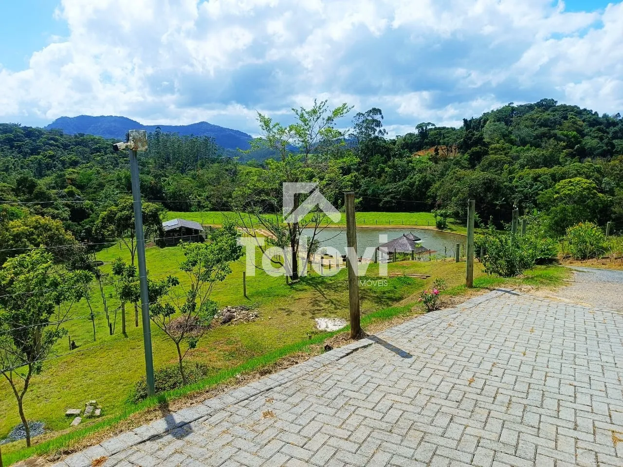 SÍTIO COM LAGOA E VISTA PANORÂMICA EM POMERODE | REFÚGIO EXCLUSIVO JUNTO À NATUREZA — foto 4