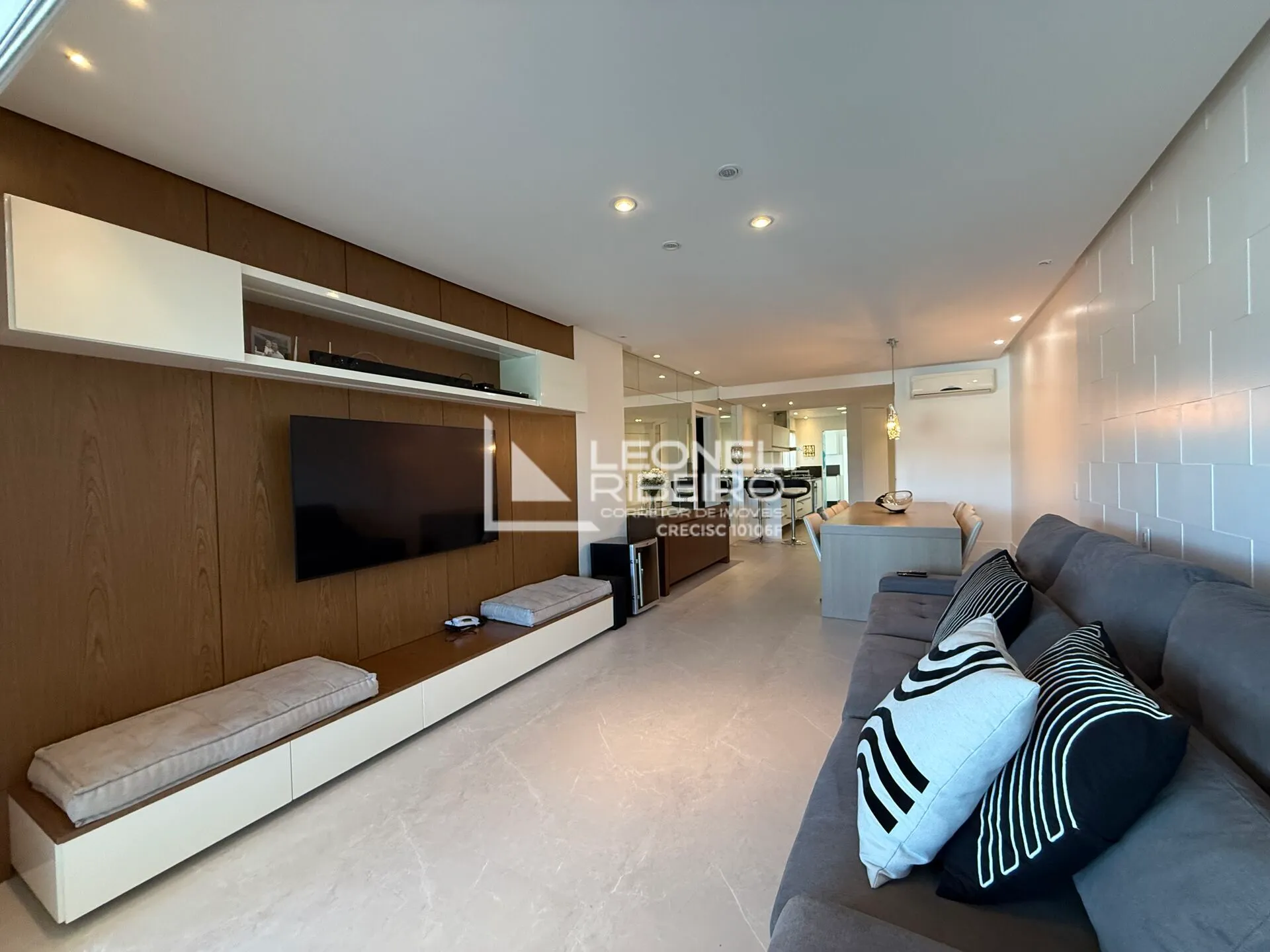 Apartamento à venda com 3 dormitórios, 146,30 m no bairro das Capitais em Timbó-SC - foto 1