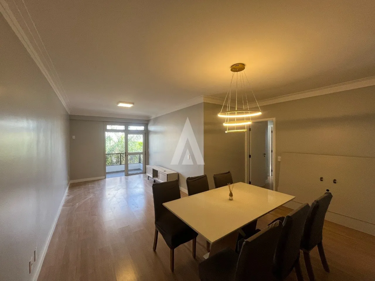 Apartamento com 1 suíte e 2 quartos à venda no bairro Centro em Joinville-SC de R$640.000,00 por R$ 608.000,00. — foto 3