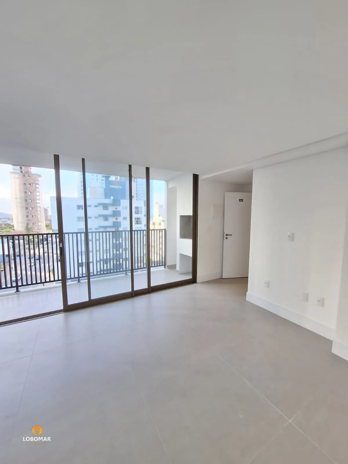 Apartamento de 2 suítes, quadra mar, à 80m do mar, no bairro Itacolomi, em Balne — foto 5