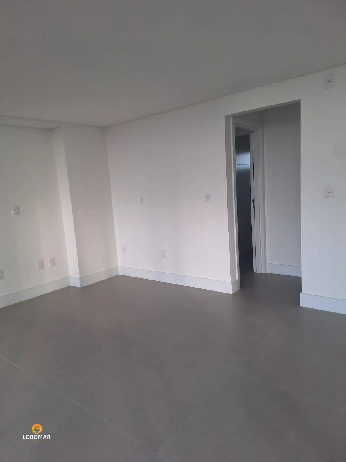 Apartamento de 2 suítes, quadra mar, à 80m do mar, no bairro Itacolomi, em Balne — foto 7