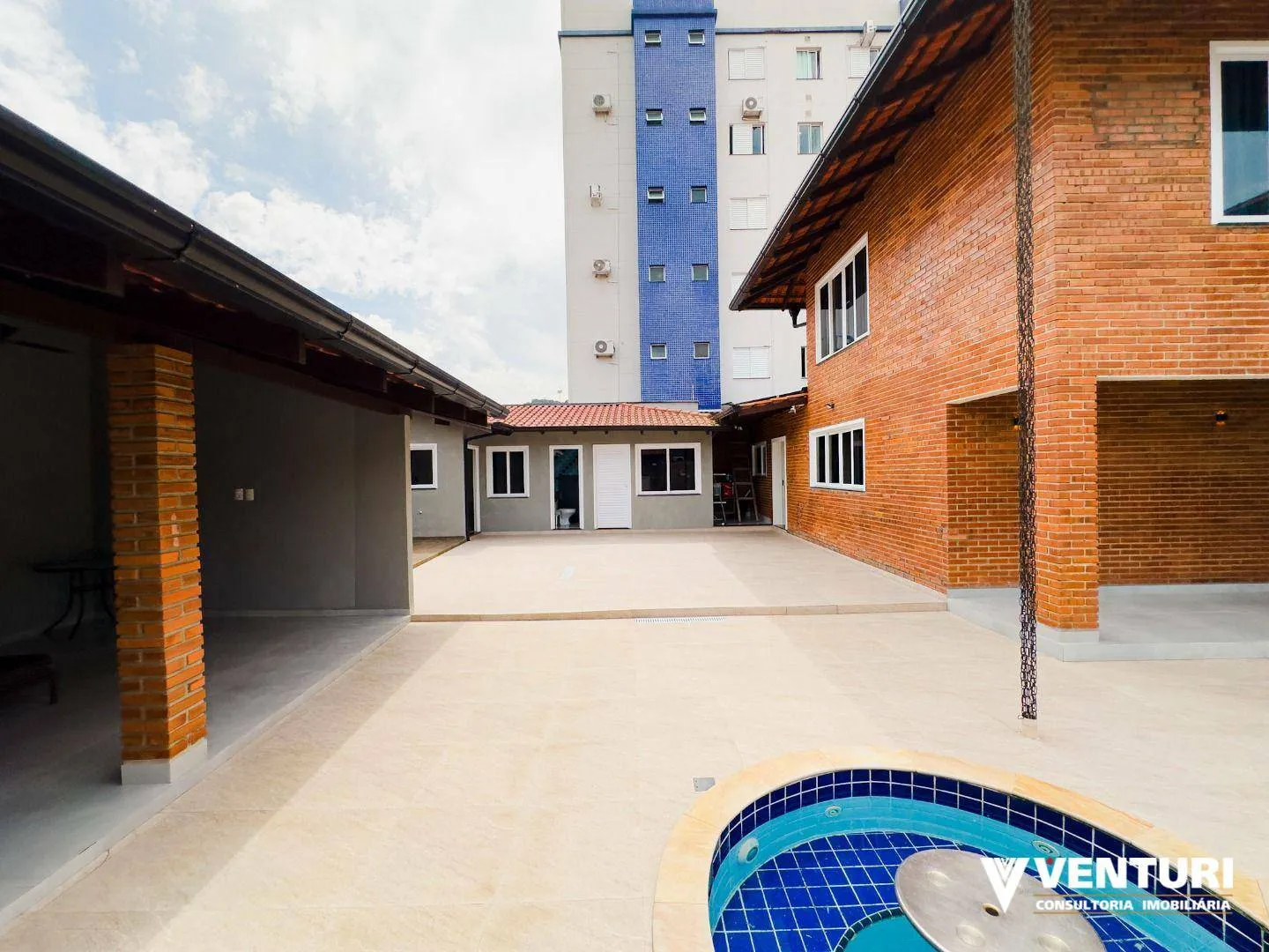 Casa com 4 dormitórios à venda, sendo 2 suítes com 370 m por R$ 1.950.000 - Garcia - Blumenau/SC — foto 6