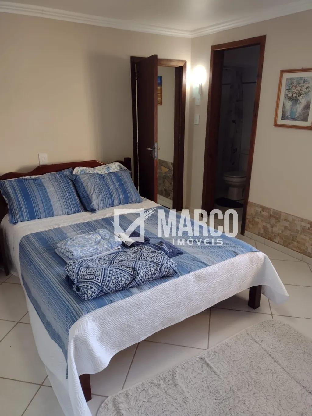 Casa com 6 Dormitorios no Centro — foto 6