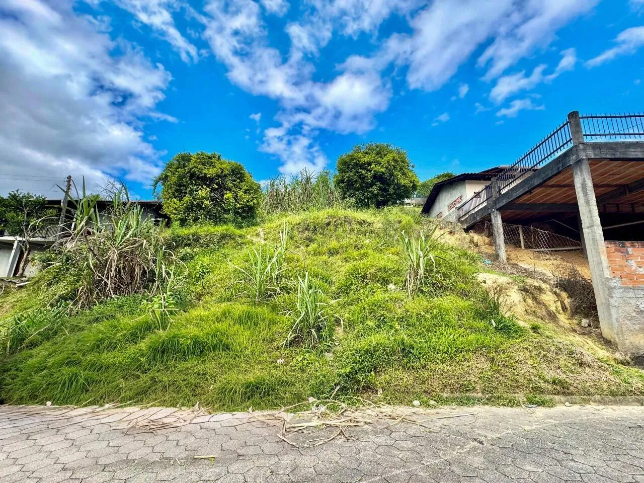 Terreno amplo na Velha Central, ideal para seu novo projeto! - foto 1