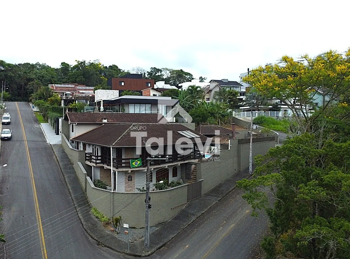 Charme no Coração de Pomerode - Uma Casa que Une Espaço, Conforto e Potencial de Investimento - foto 1