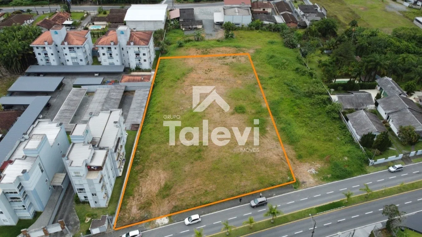 Terreno estratégico no Centro de Pomerode, na principal avenida da cidade. - foto 1