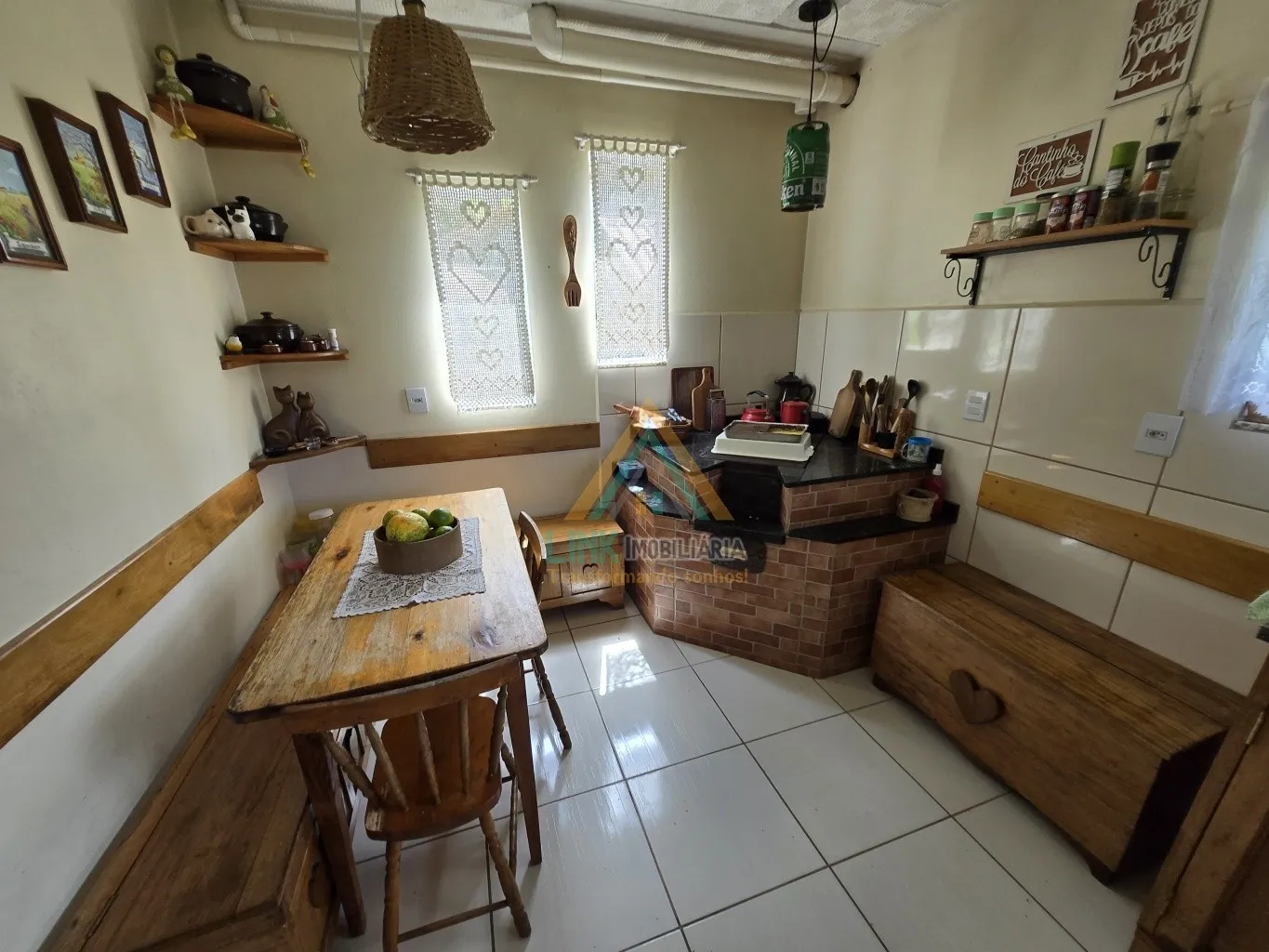 Casa de Alvenaria na cidade de Pomerode, com 171,95m de Área Construída, Edificada num Terreno de 11.500,00m. — foto 5