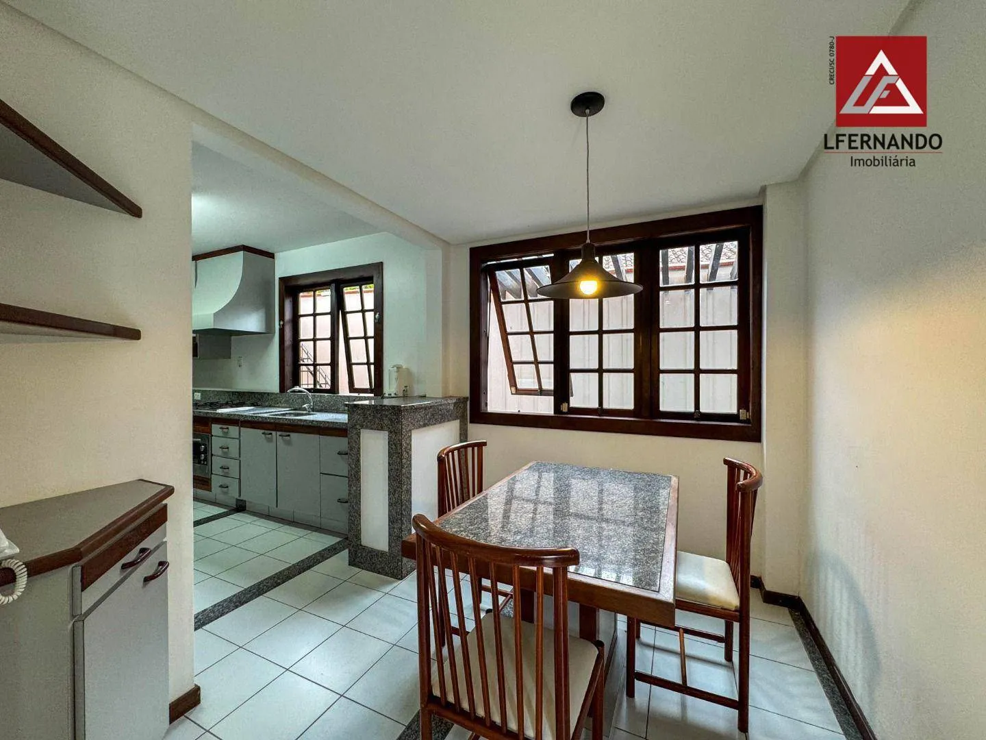 Casa com 3 dormitórios, sendo 1 suíte à venda, 213 m por R$ 950.000 - Velha - Blumenau/SC — foto 5