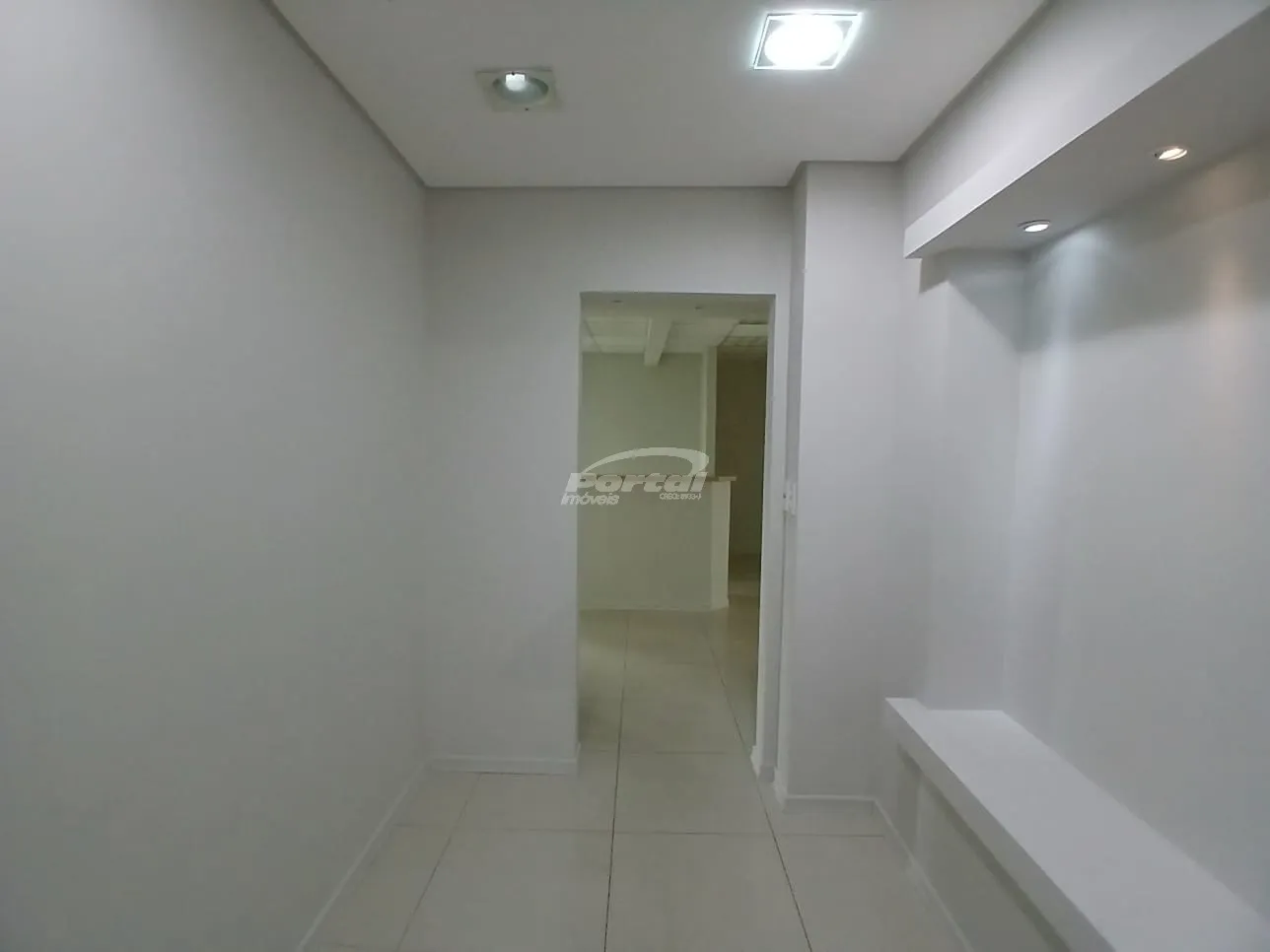 Ótima sala comercial no bairro Victor Konder, em Blumenau/SC. — foto 5