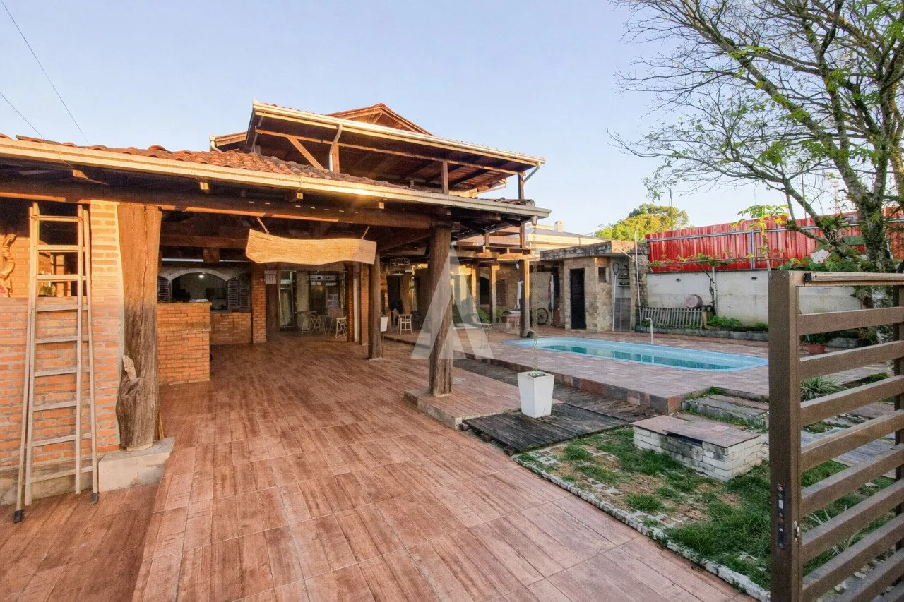 Casa com 1 suíte e 3 quartos à venda no bairro Centro em Barra Velha-SC por R$960.000,00. - foto 1