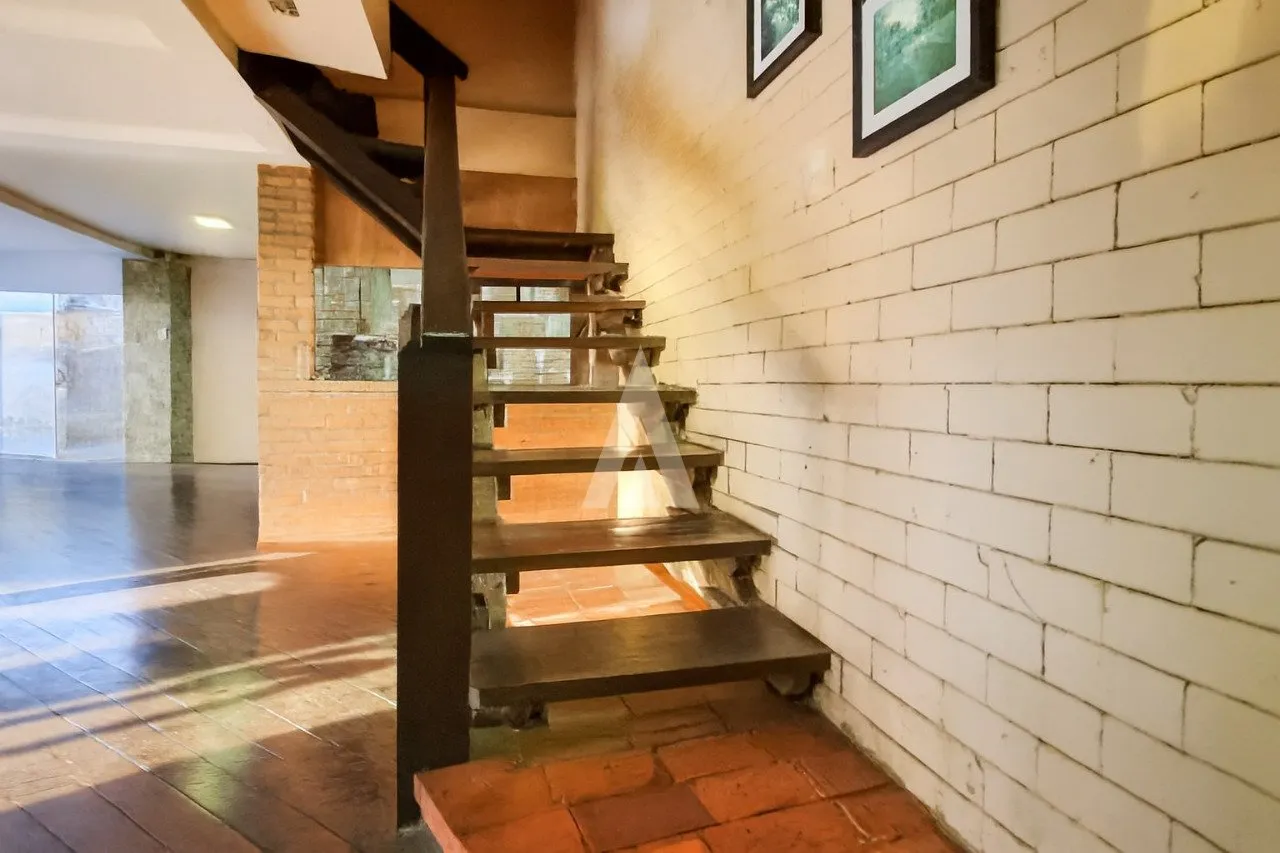 Casa com 1 suíte e 3 quartos à venda no bairro Centro em Barra Velha-SC por R$960.000,00. — foto 3