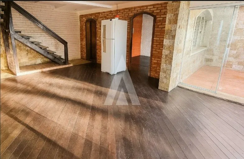Casa com 1 suíte e 3 quartos à venda no bairro Centro em Barra Velha-SC por R$960.000,00. — foto 5