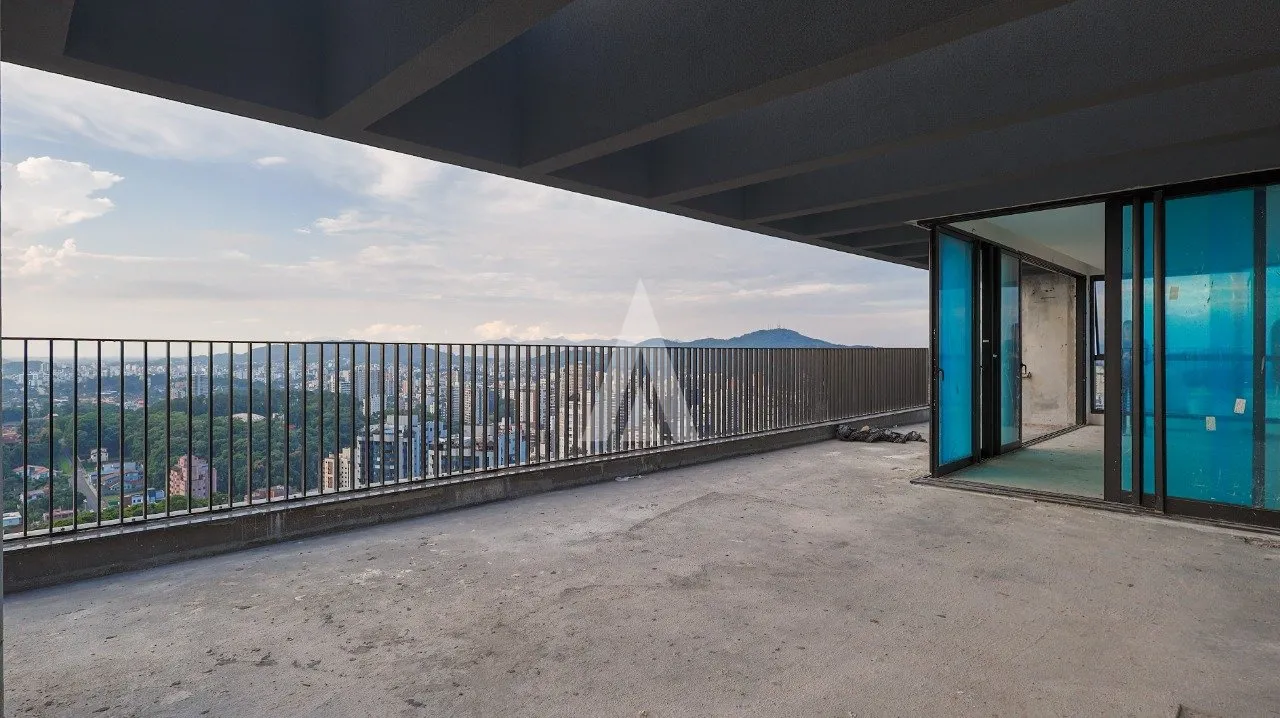 Cobertura com 4 suíte(s) à venda no bairro ATIRADORES em JOINVILLE, por R$ 9.500.000.00. — foto 2