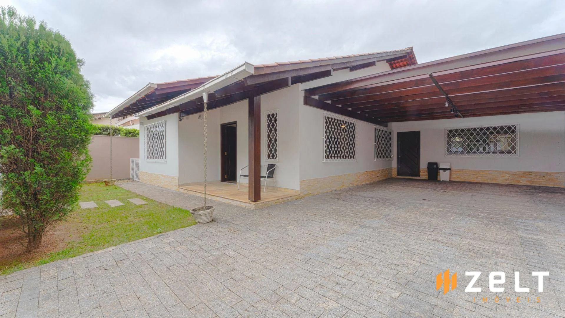 Casa com 4 dormitórios à venda, 253 m por R$ 1.890.000,00 - Vila Nova - Blumenau/SC - foto 1