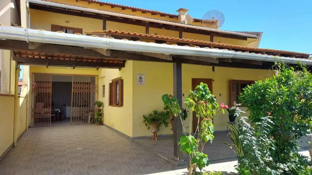 CASA A VENDA NA PRAIA ALEGRE- PENHA SC — foto 3