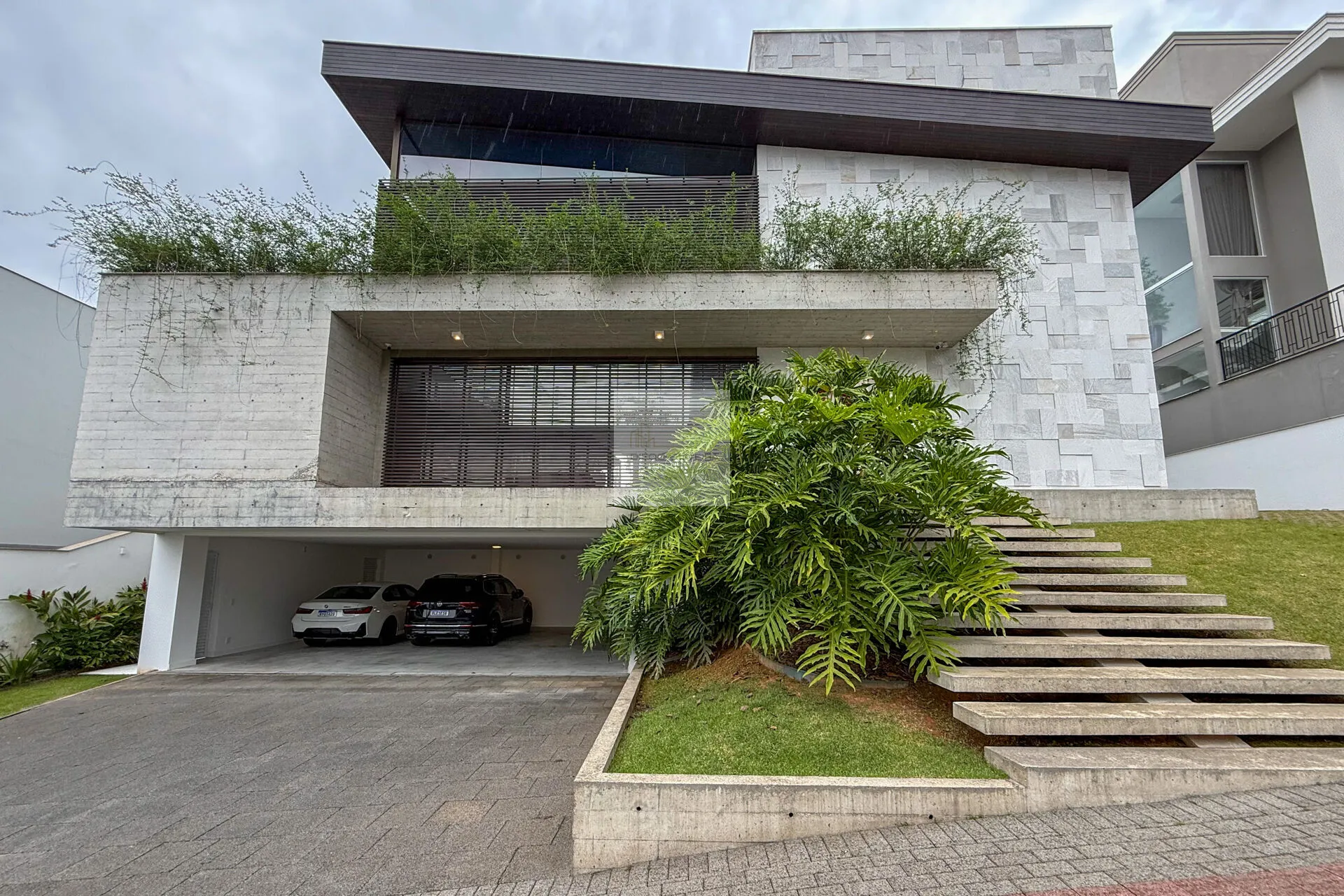 Linda casa mobiliada com 4 suítes no golden park em Blumenau-SC — foto 3