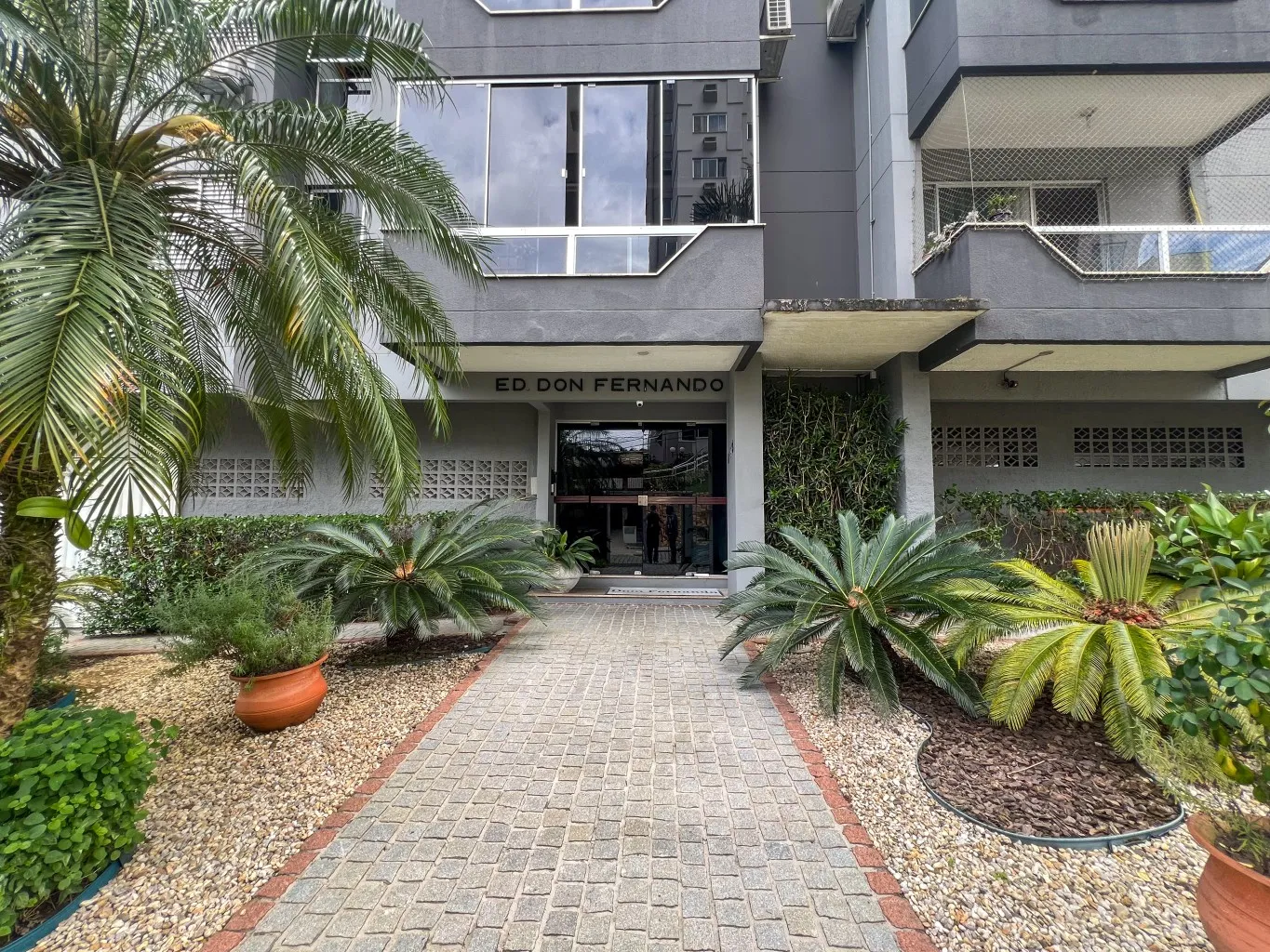 Apartamento bem localizado no coração do Garcia, pertinho da Cooper. — foto 2