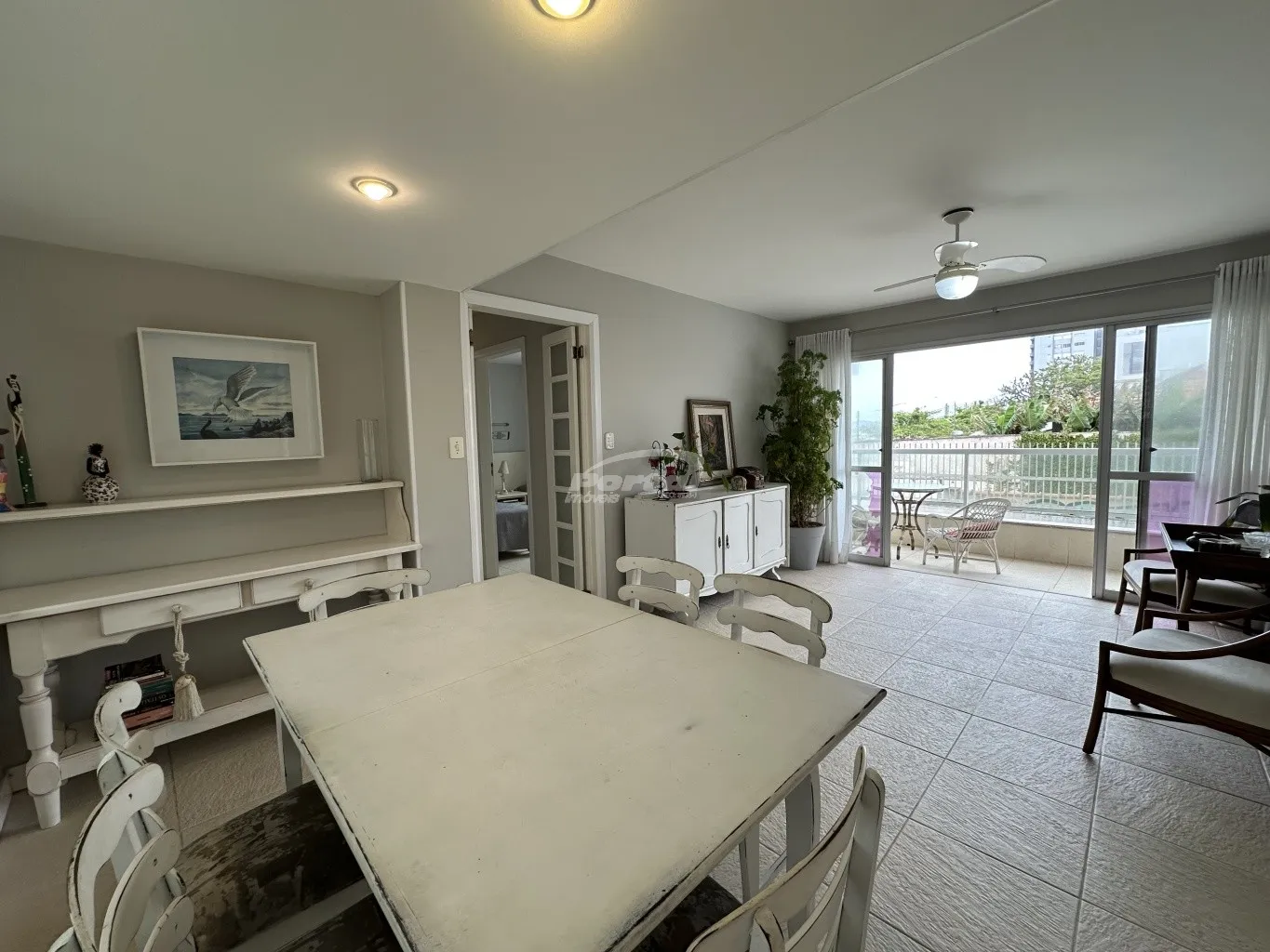 Apartamento frente mar disponível para locação no bairro Centro, em Balneário Piçarras/SC. Cód. 22446 — foto 5
