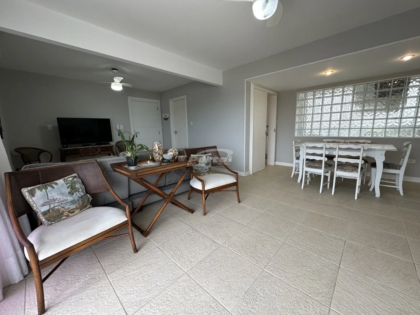 Apartamento frente mar disponível para locação no bairro Centro, em Balneário Piçarras/SC. Cód. 22446 — foto 7