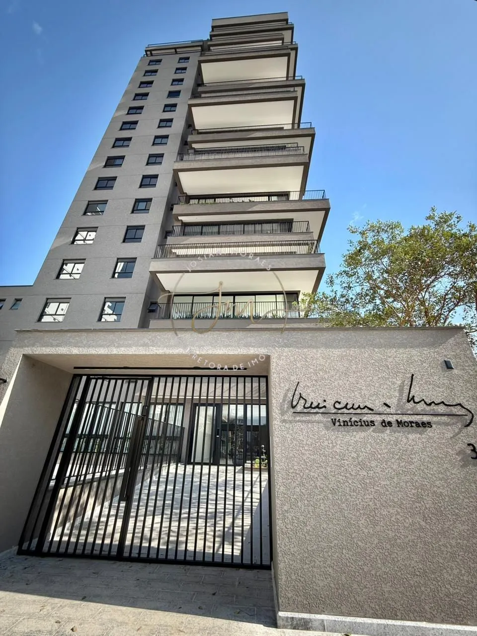 Apartamento alto padrão com 3 suítes no bairro Victor Konder - foto 1