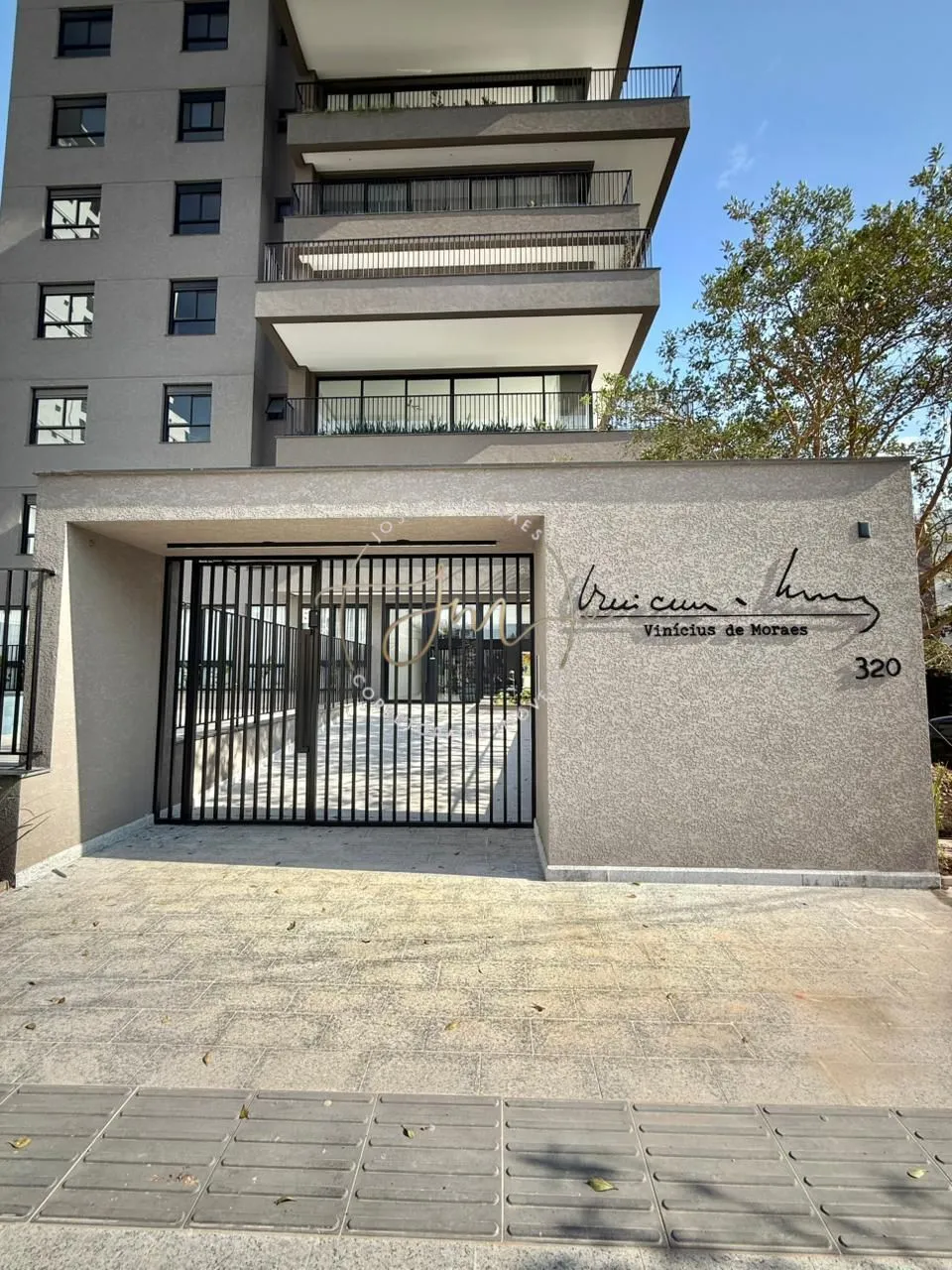 Apartamento alto padrão com 3 suítes no bairro Victor Konder — foto 2