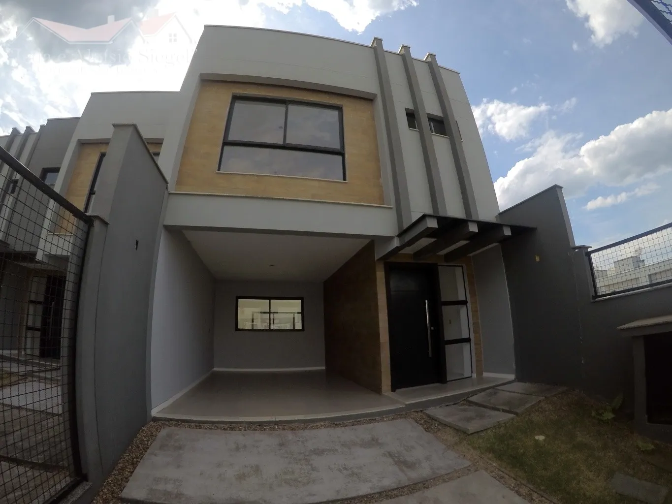 Sobrado com 2 suites no Bairro Gaspar Mirim em Gaspar/SC Ref. 1563 - foto 1