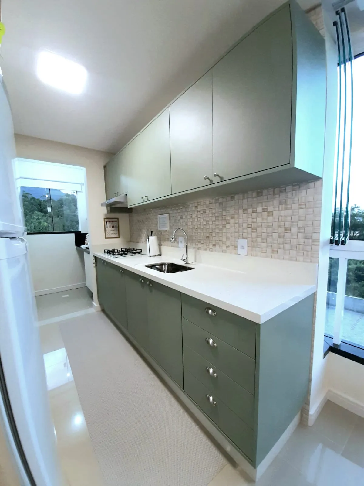 Apartamento Mobiliado e Decorado no Centro de Pomerode  Porteira Fechada — foto 3