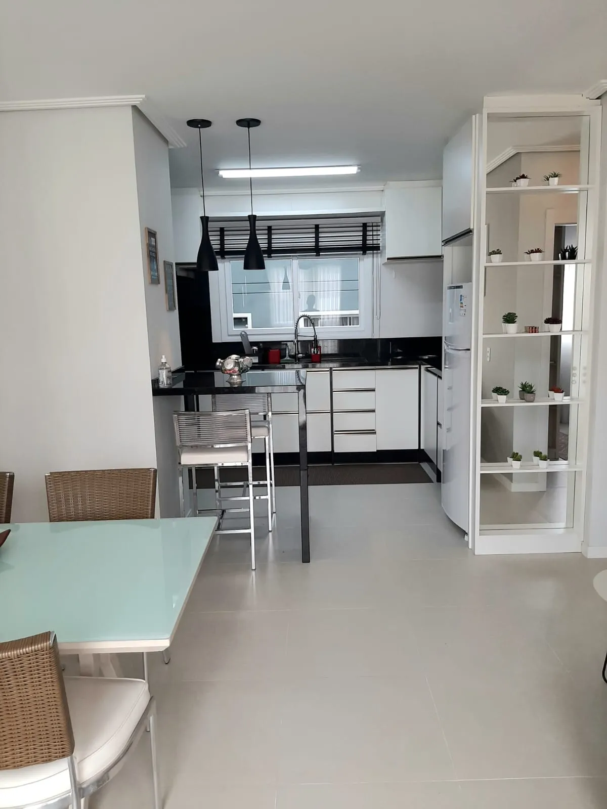 Apartamento 100% Mobiliado à Venda no Centro de Pomerode  Porteira Fechada | 2 Vagas de garagem — foto 7