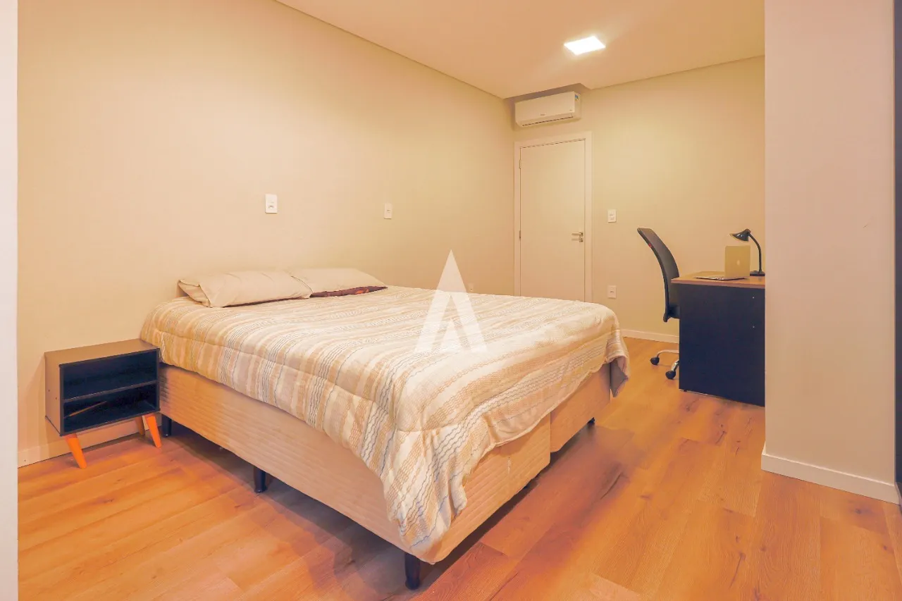 Casa com 1 suíte e 2 quartos à venda no bairro Santo Antônio em Joinville-SC por R$780.000,00. — foto 7