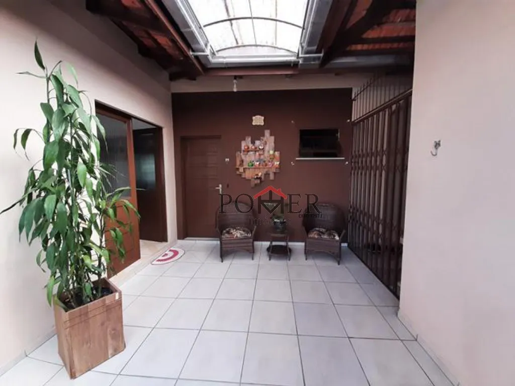 Excelente oportunidade de um imóvel com duas casas de alvenaria mais uma Quitinete no Bairro de Testo Central na cidade de Pomerode com uma área de 1.146,35m. — foto 5