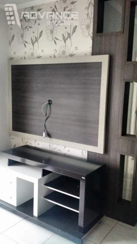 Apartamento semi mobiliado no Centro de Rodeio. — foto 3