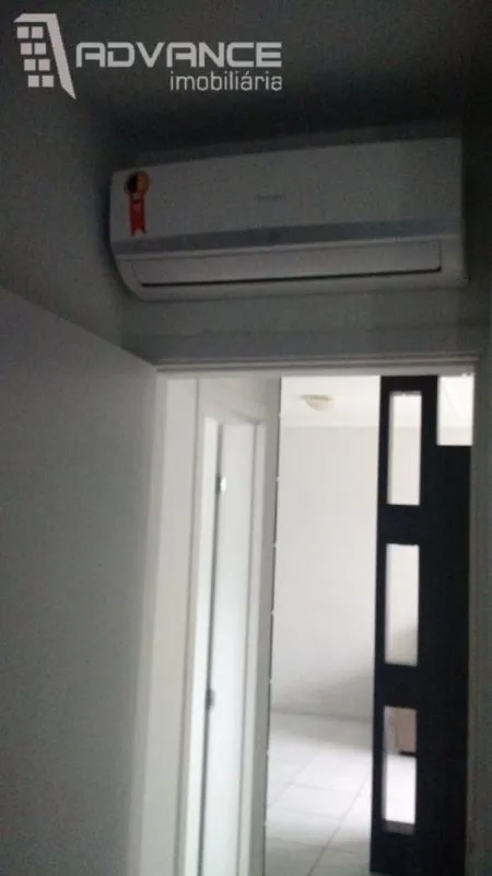 Apartamento semi mobiliado no Centro de Rodeio. — foto 4