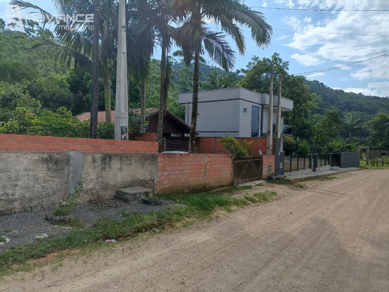 Ótima Casa de Alvenaria com Mini Chácara — foto 3