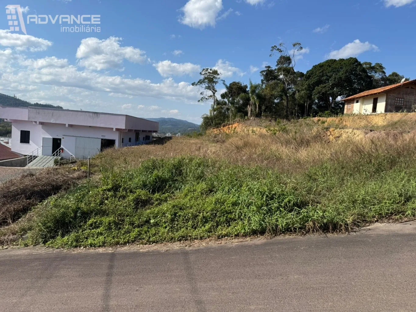 VENDE | Terreno no Centro de Apiúna - foto 1