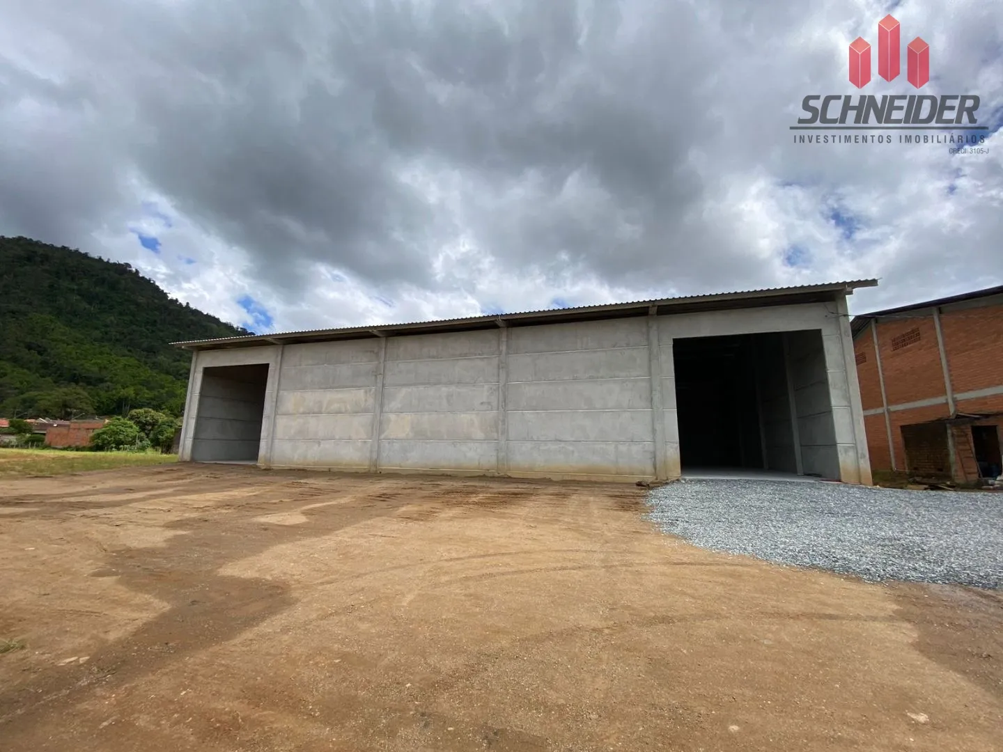 Galpão para alugar no bairro Estados em Timbó/SC - foto 1