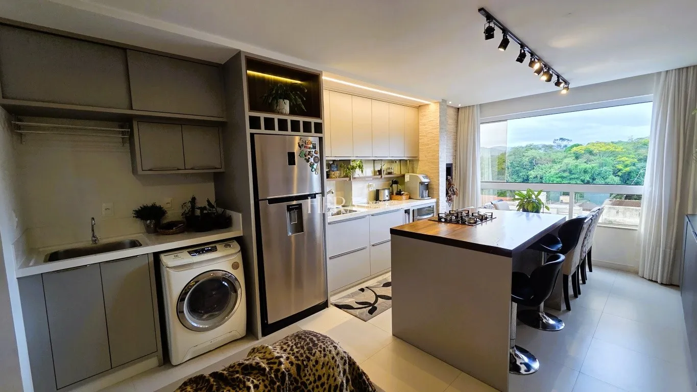 Apartamento semimobiliado 02 quartos com 01 suíte no bairro Água verde em Blumenau! — foto 3