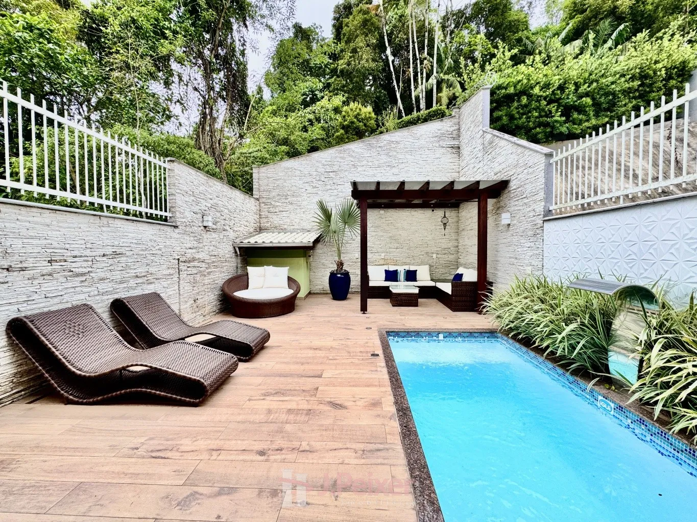 Casa Alto Padrão com 218,54 m privativa, equipada, área de festas com churrasqueira e piscina, no bairro da Velha em Blumenau-SC — foto 5