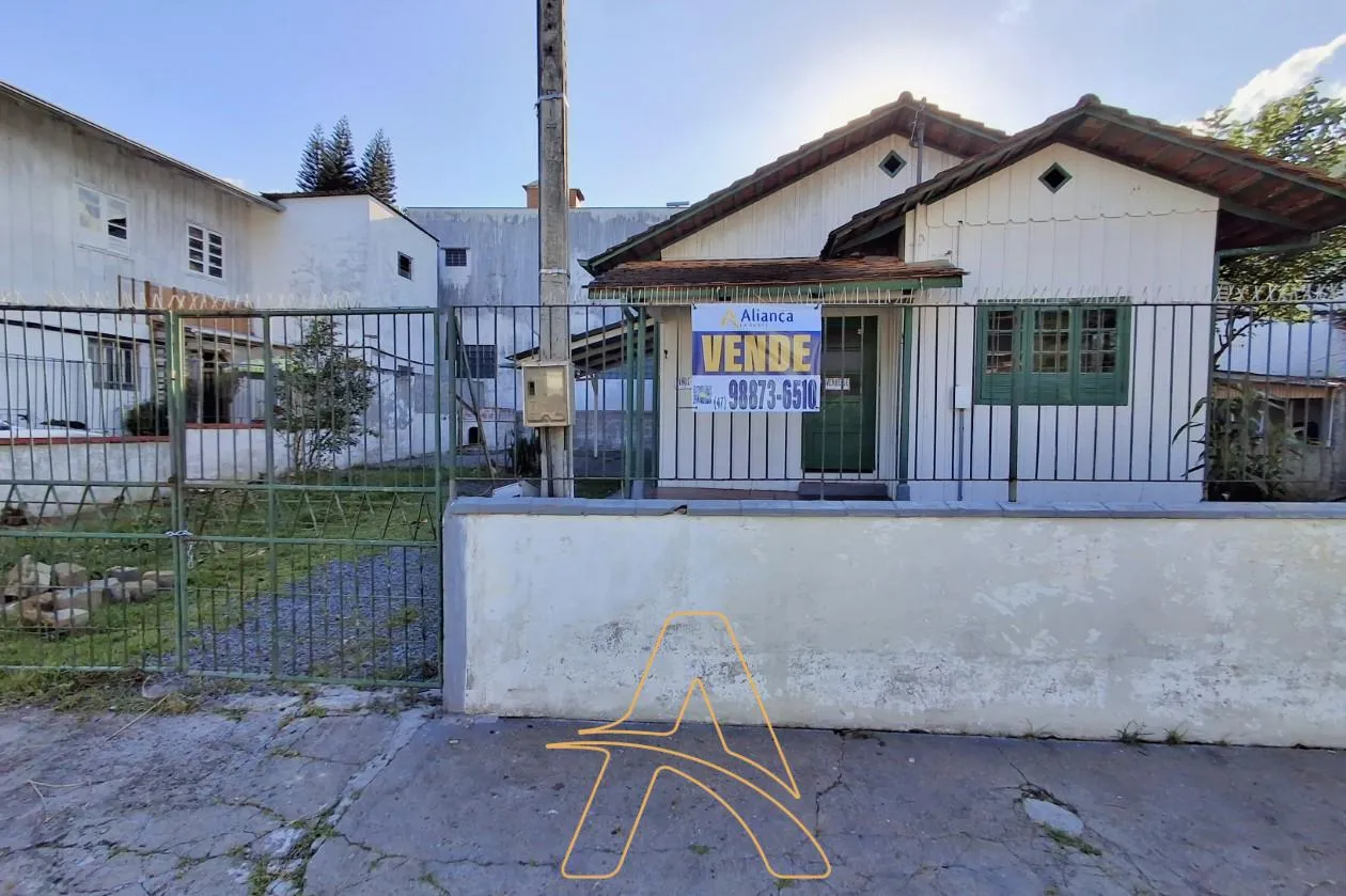 Casa Mista com 2 Dormitórios á Venda no Bairro Água Verde — foto 3