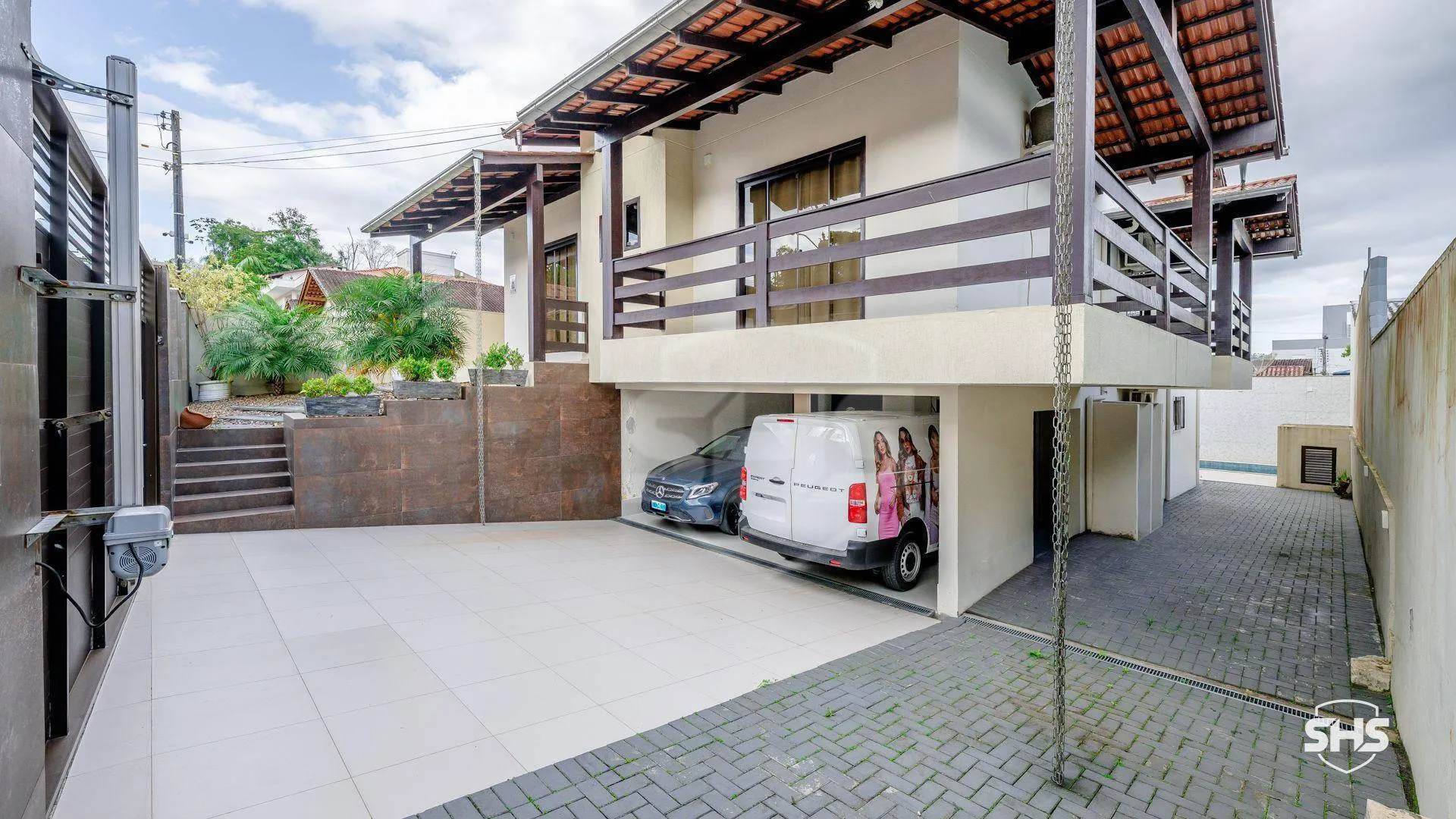 Linda casa localizada no bairro Velha - foto 1