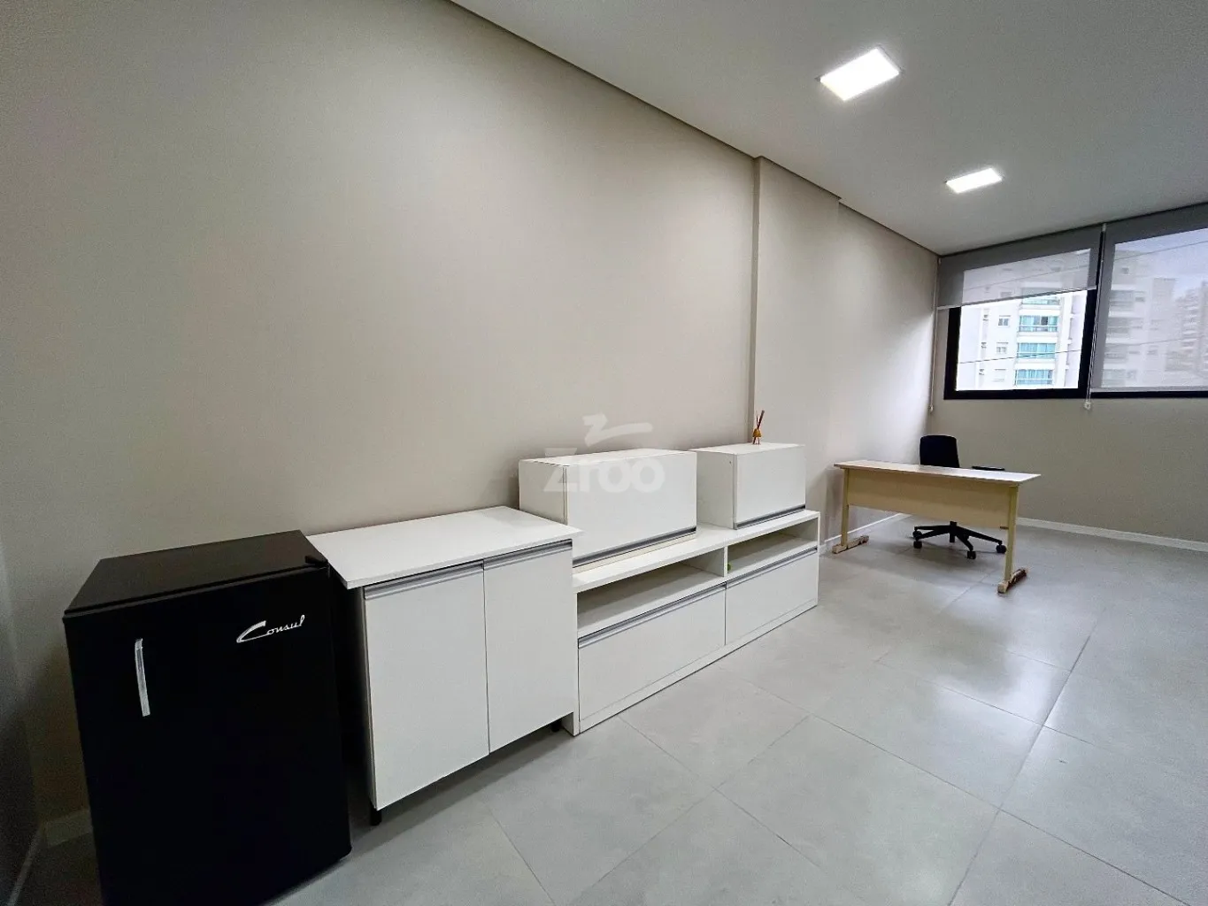 Sala Comercial Semi Mobiliada na Vila Nova - Blumenau/SC — foto 2