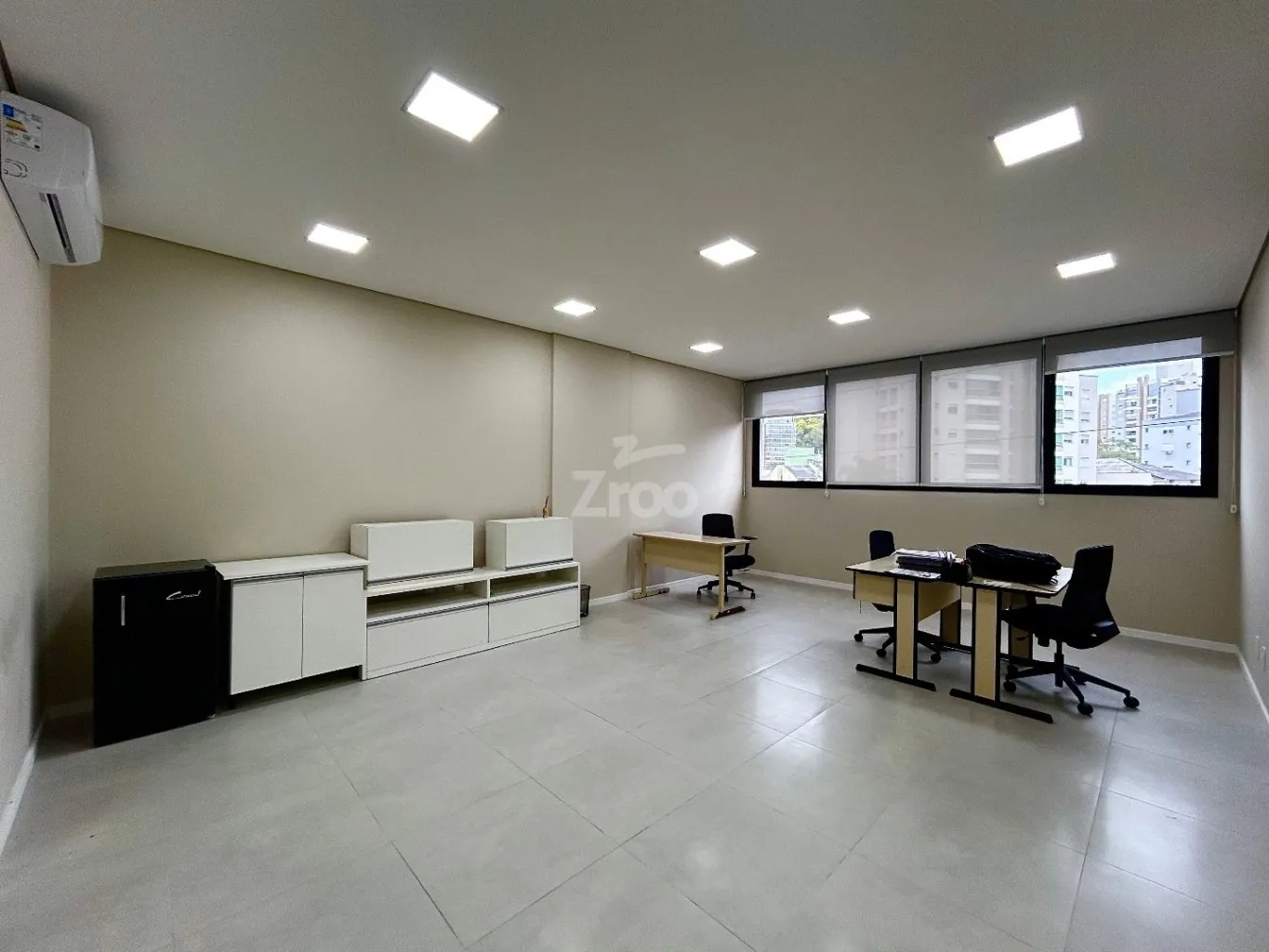 Sala Comercial Semi Mobiliada na Vila Nova - Blumenau/SC — foto 2