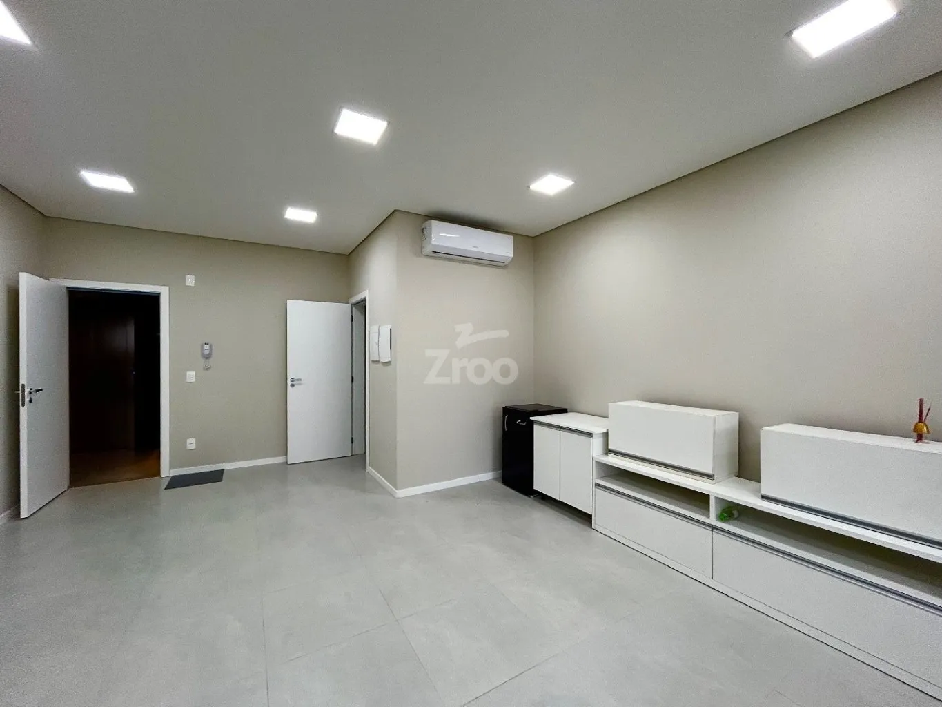 Sala Comercial Semi Mobiliada na Vila Nova - Blumenau/SC — foto 6